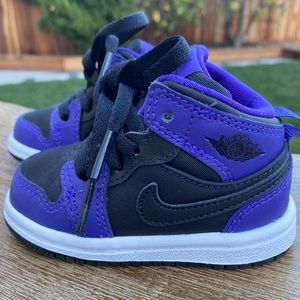 NIKE JORDAN TODDLER SNEAKER